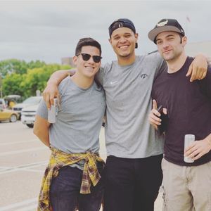 Meet your Posher, Gil